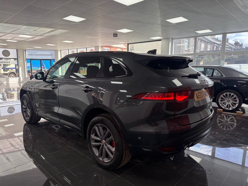 Used Jaguar F-Pace 2017 for sale - 77850337: Photo 13