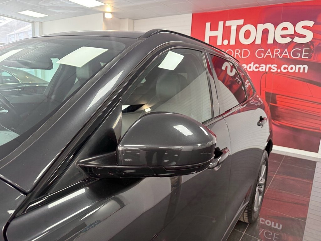 Used Jaguar F-Pace 2017 for sale - 77850337: Photo 20