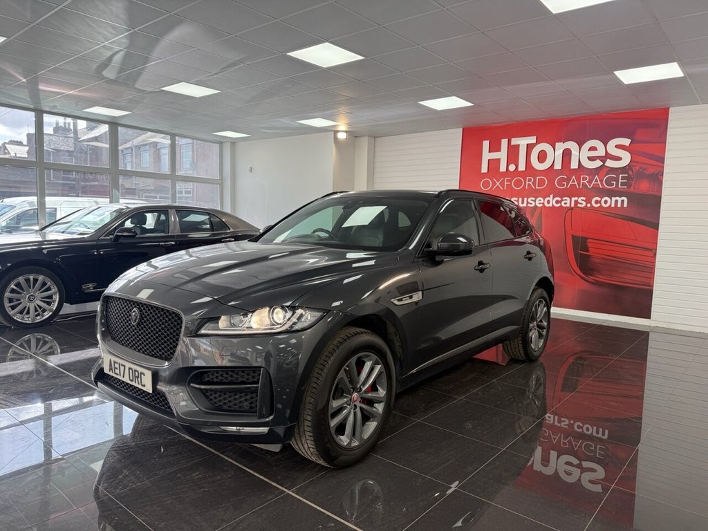 Used Jaguar F-Pace 2017 for sale - 77850337: Photo 23