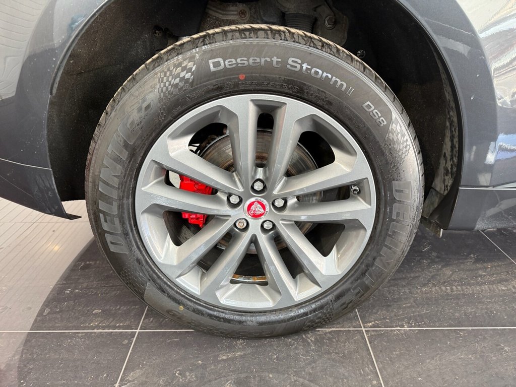 Used Jaguar F-Pace 2017 for sale - 77850337: Photo 3