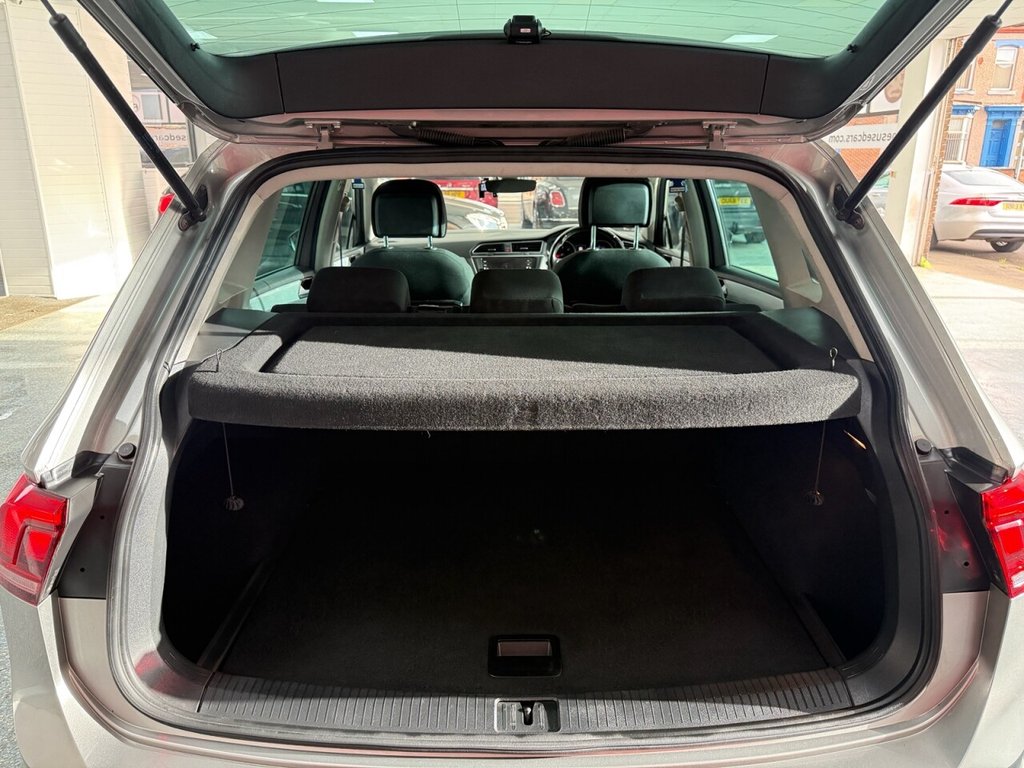 Used Volkswagen Tiguan 2017 for sale - 76962123: Photo 10