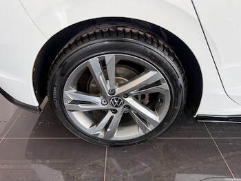 Used Volkswagen Golf 2021 for sale - 78875168: Photo