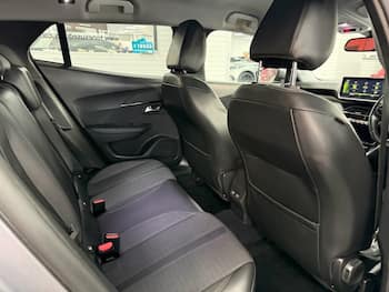 Used Peugeot 2008 2021 for sale - 79818041: Photo