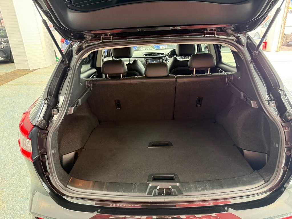 Used Nissan Qashqai 2017 for sale - 77572277: Photo 10