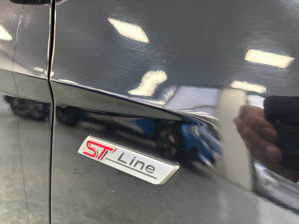 Used Ford Focus 2017 for sale - 77263393: Photo 15