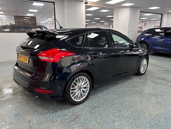 Used Ford Focus 2017 for sale - 77263393: Photo