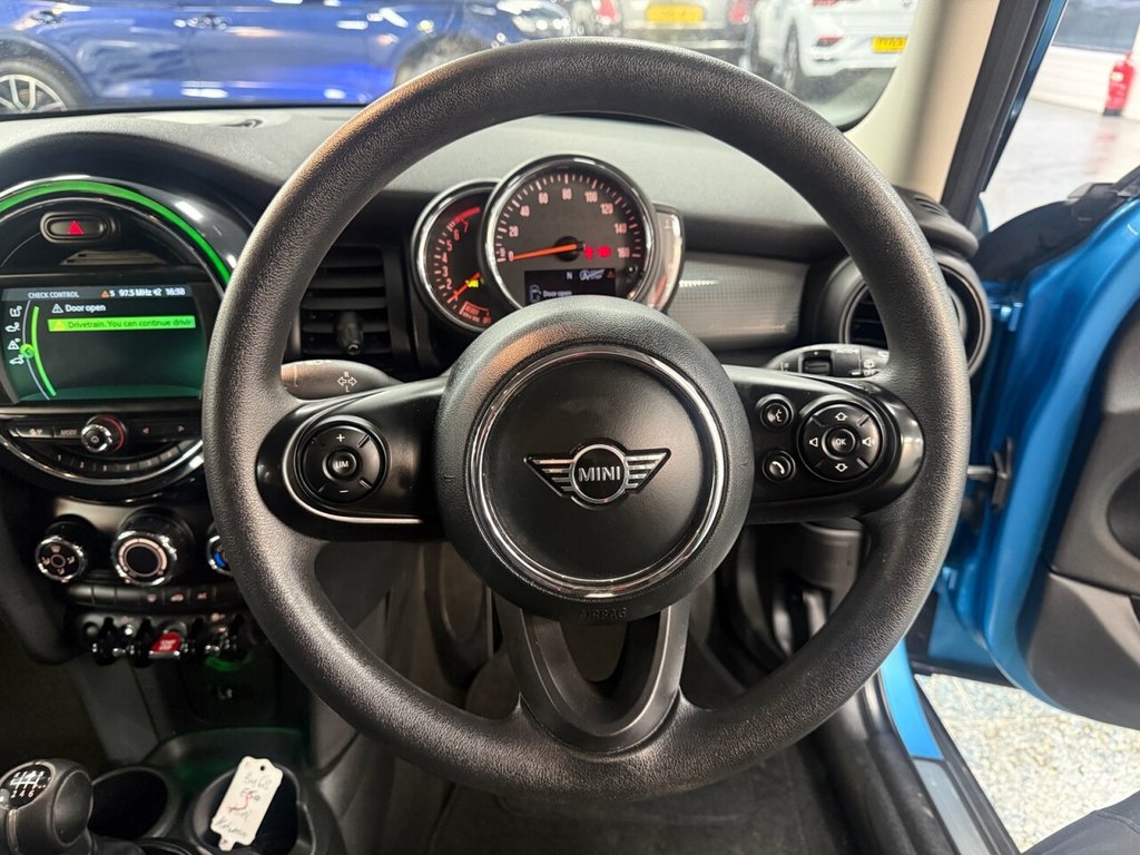 Used MINI Hatch 2018 for sale - 77534668: Photo 25