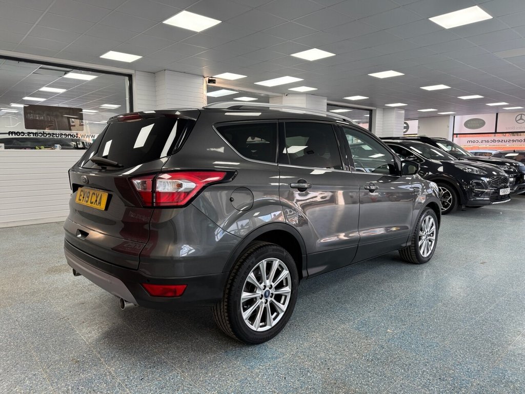 Used Ford Kuga 2019 for sale - 76776710: Photo 2