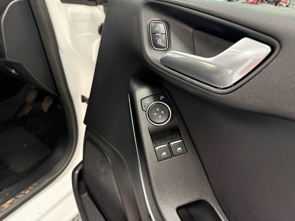 Used Ford Fiesta 2017 for sale - 76783835: Photo 20