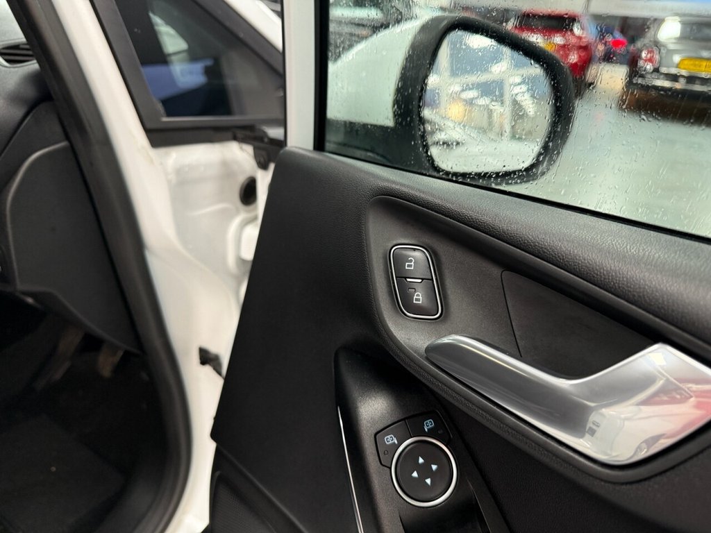 Used Ford Fiesta 2017 for sale - 76783835: Photo 21