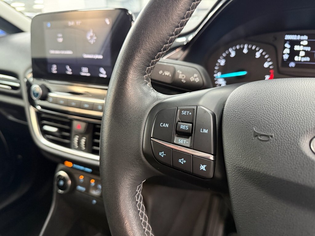 Used Ford Fiesta 2017 for sale - 76783835: Photo 24