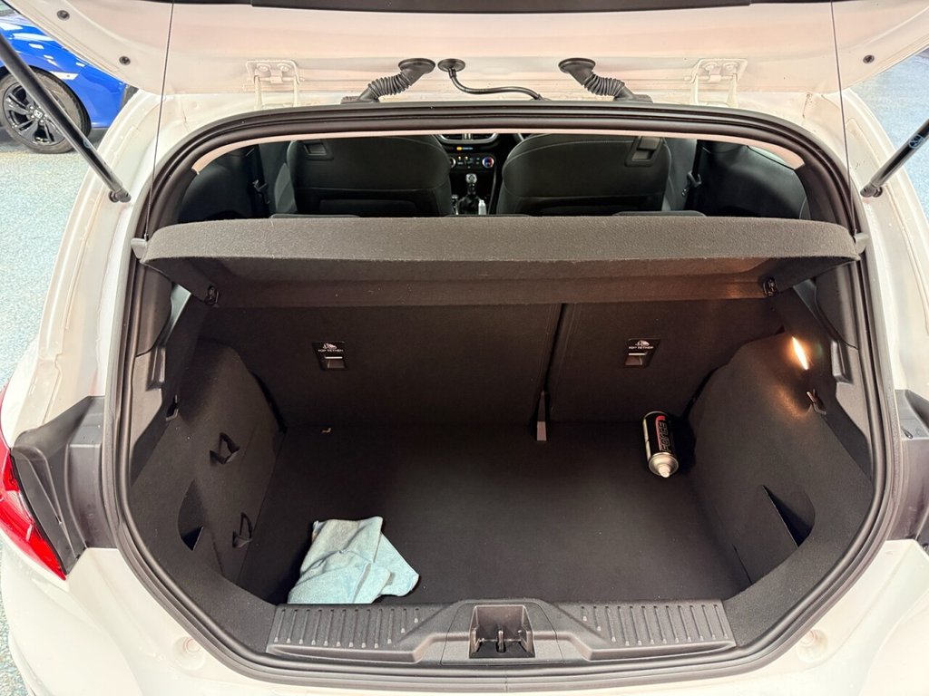 Used Ford Fiesta 2017 for sale - 76783835: Photo 6