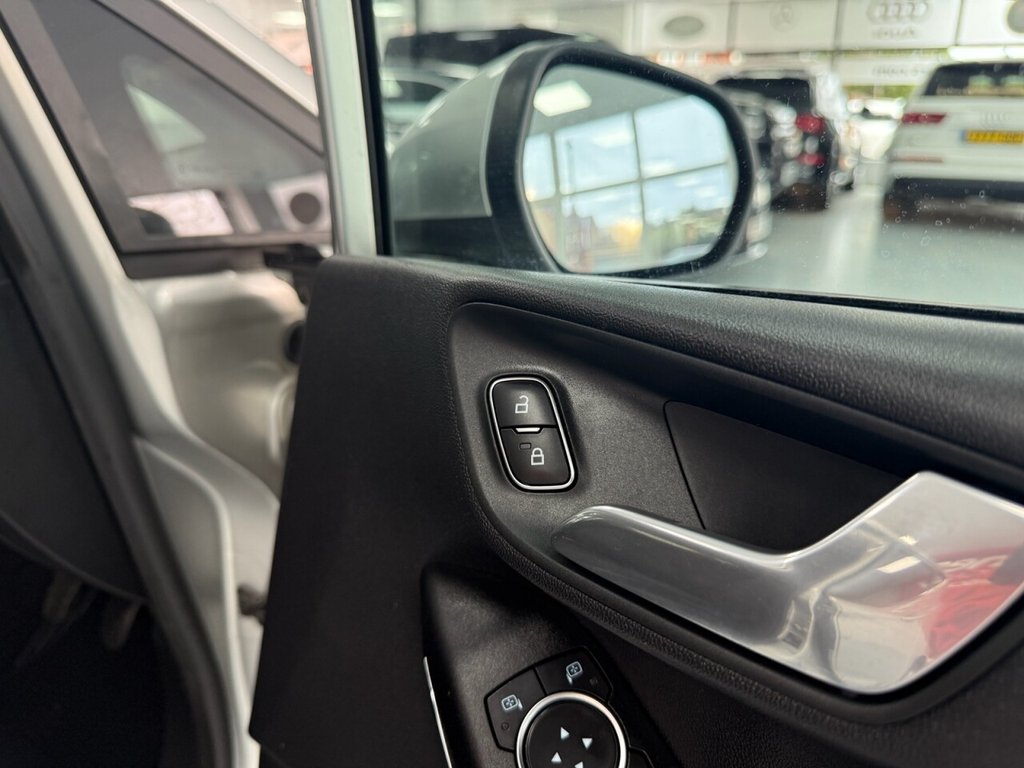 Used Ford Fiesta 2019 for sale - 77779854: Photo 22