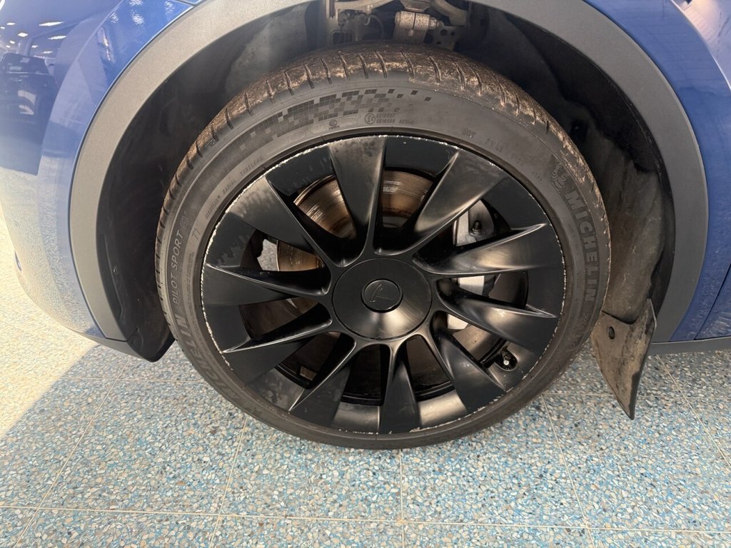 Used Tesla Model Y 2023 for sale - 77212525: Photo 23