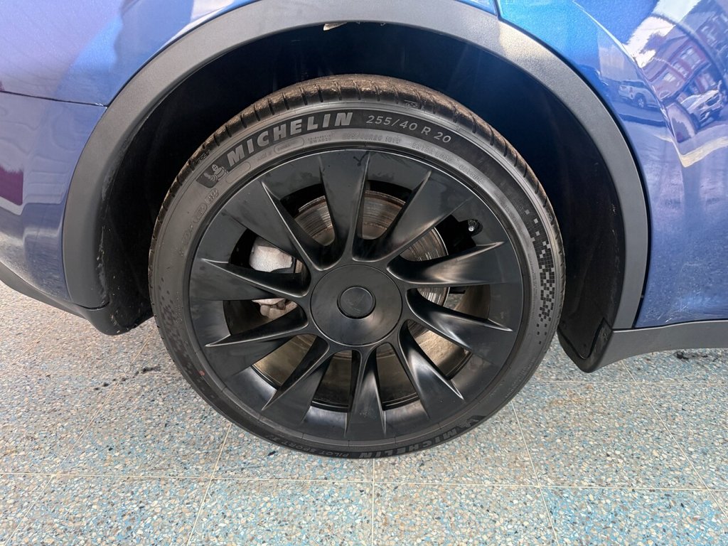 Used Tesla Model Y 2023 for sale - 77212525: Photo 3