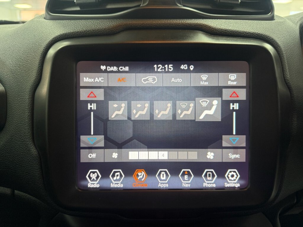 Used Jeep Renegade 2021 for sale - 77748964: Photo 32