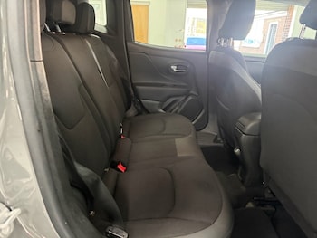 Used Jeep Renegade 2021 for sale - 77748964: Photo