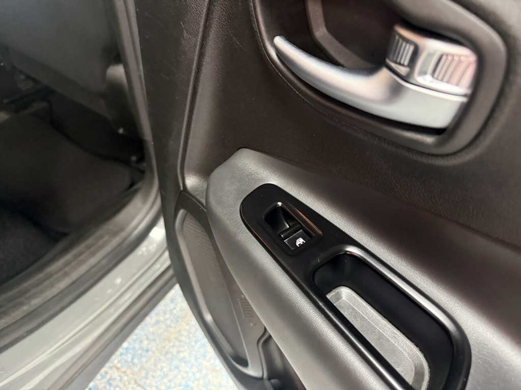 Used Jeep Renegade 2021 for sale - 77748964: Photo 6