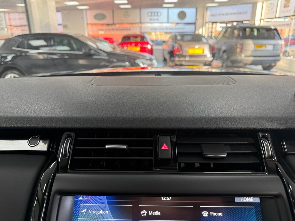 Used Land Rover Discovery 2018 for sale - 76797794: Photo 37