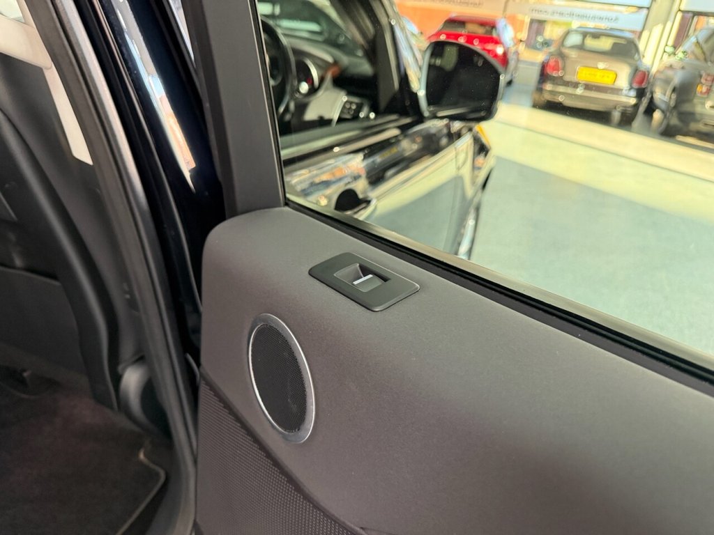 Used Land Rover Discovery 2018 for sale - 76797794: Photo 5