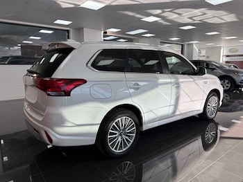 Used Mitsubishi Outlander 2020 for sale - 78134321: Photo