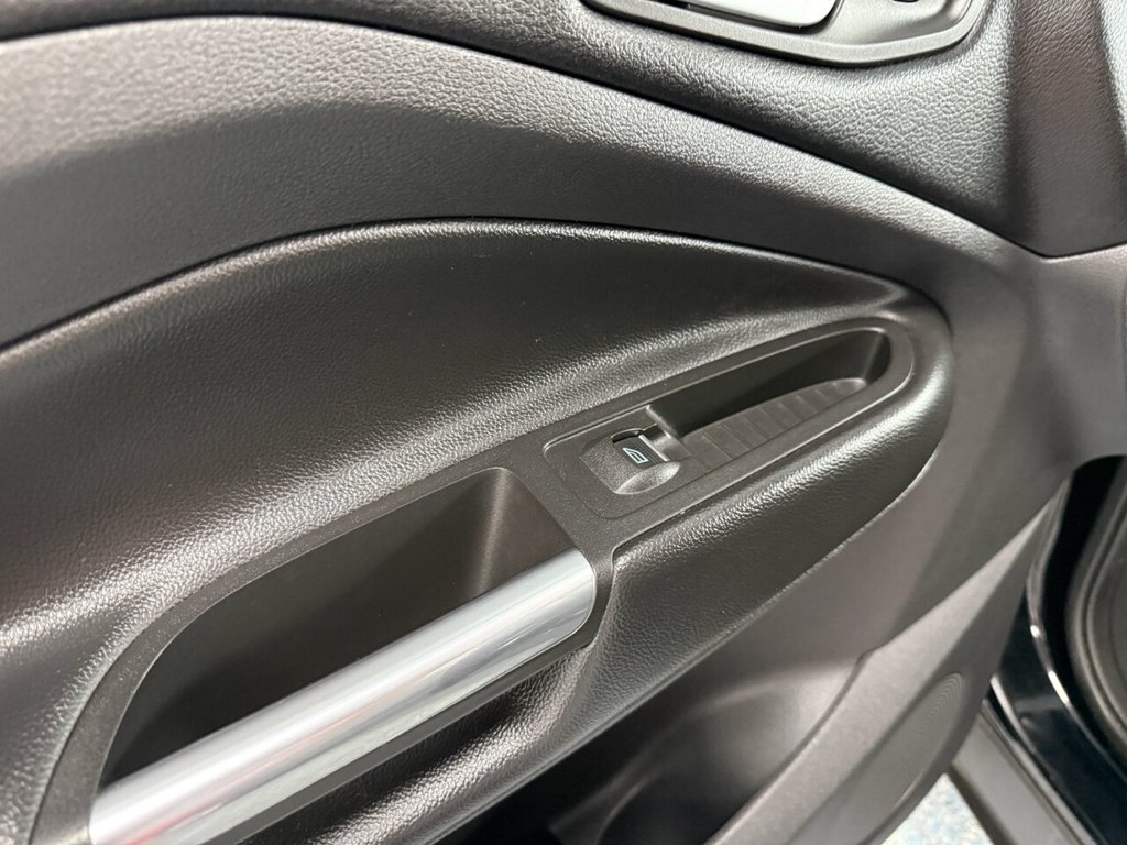 Used Ford Kuga 2019 for sale - 76776650: Photo 17