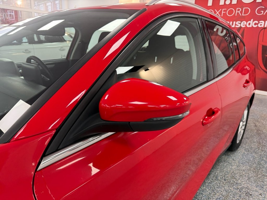 Used Ford Focus 2021 for sale - 76973603: Photo 16