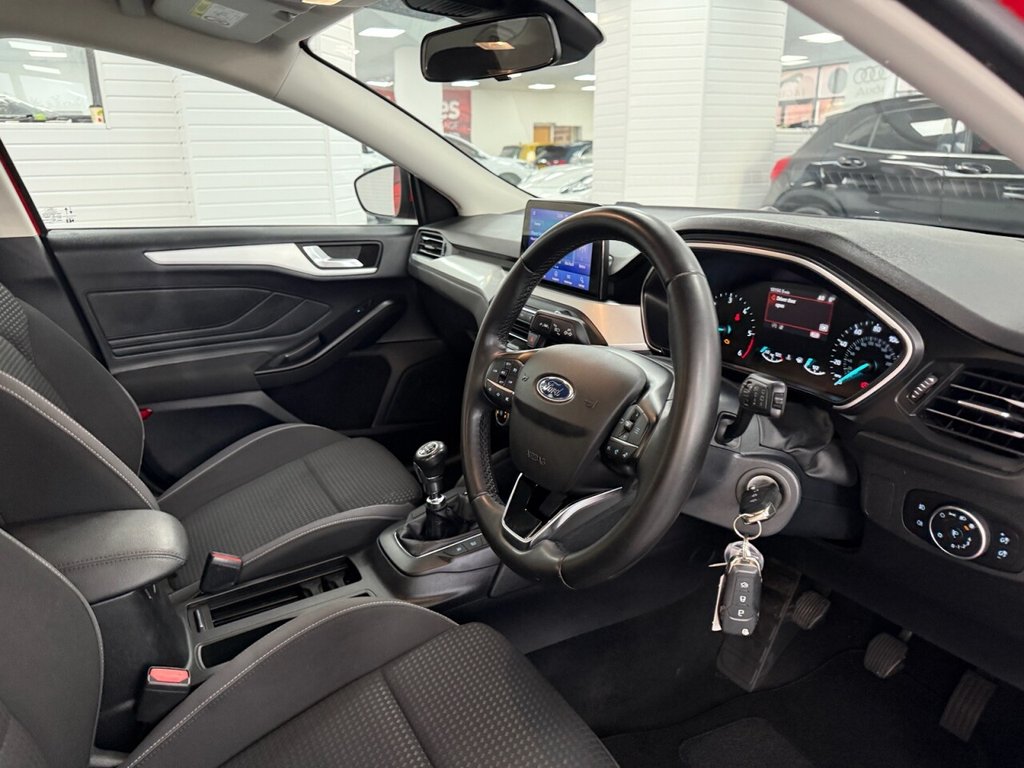 Used Ford Focus 2021 for sale - 76973603: Photo 21
