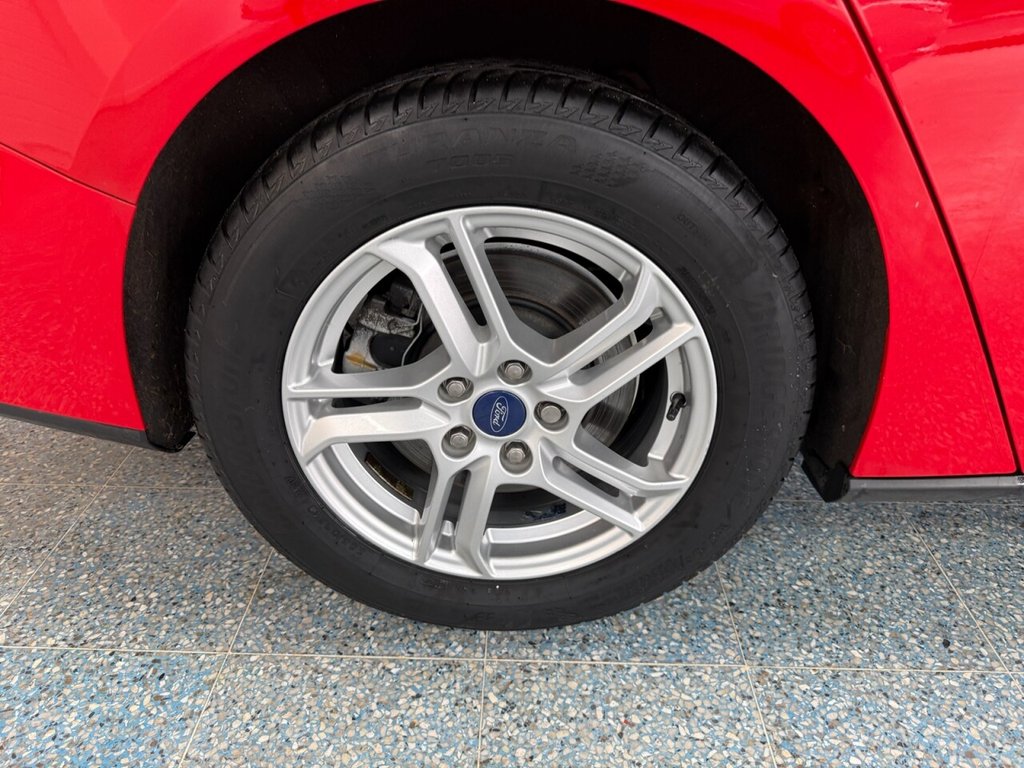 Used Ford Focus 2021 for sale - 76973603: Photo 3