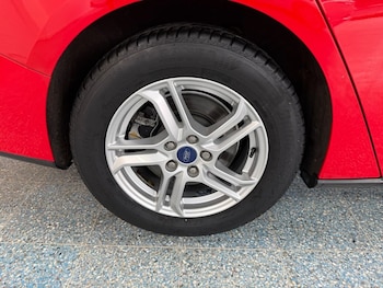 Used Ford Focus 2021 for sale - 76973603: Photo