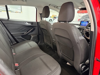 Used Ford Focus 2021 for sale - 76973603: Photo