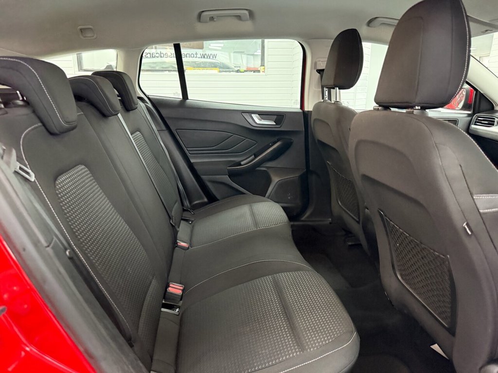 Used Ford Focus 2021 for sale - 76973603: Photo 5