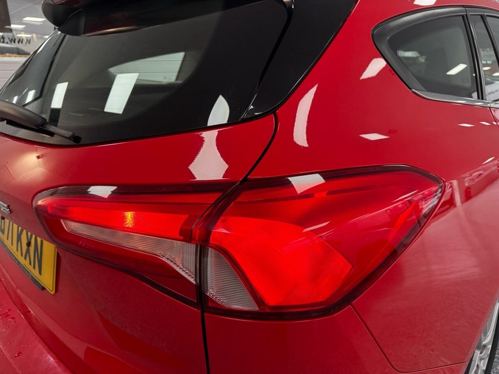 Used Ford Focus 2021 for sale - 76973603: Photo 7