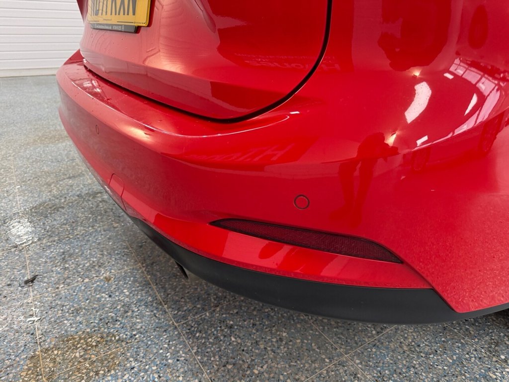 Used Ford Focus 2021 for sale - 76973603: Photo 8