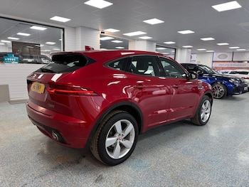 Used Mercedes-Benz GLC 2021 for sale - 77609316: Photo