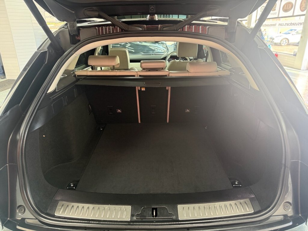 Used Land Rover Range Rover Velar 2018 for sale - 76776694: Photo 12