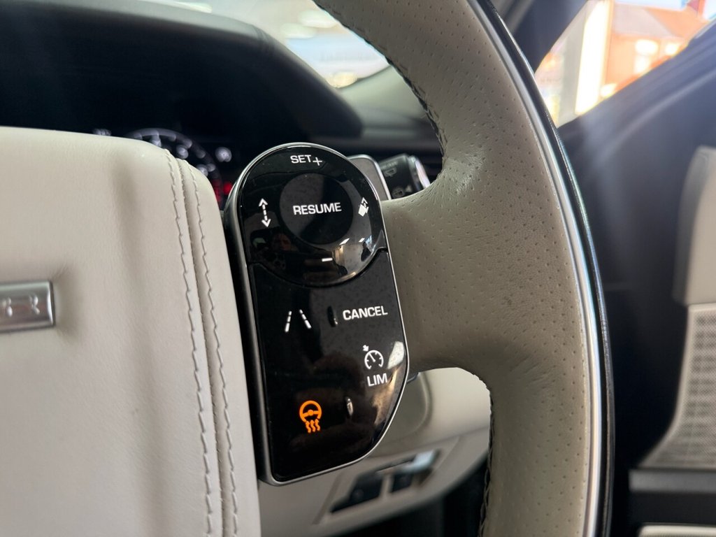 Used Land Rover Range Rover Velar 2018 for sale - 76776694: Photo 40