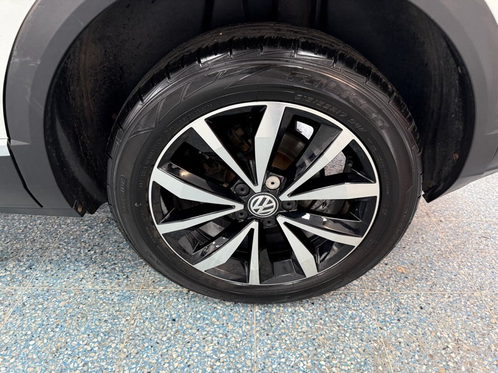 Used Volkswagen T-Roc 2019 for sale - 76776567: Photo 12