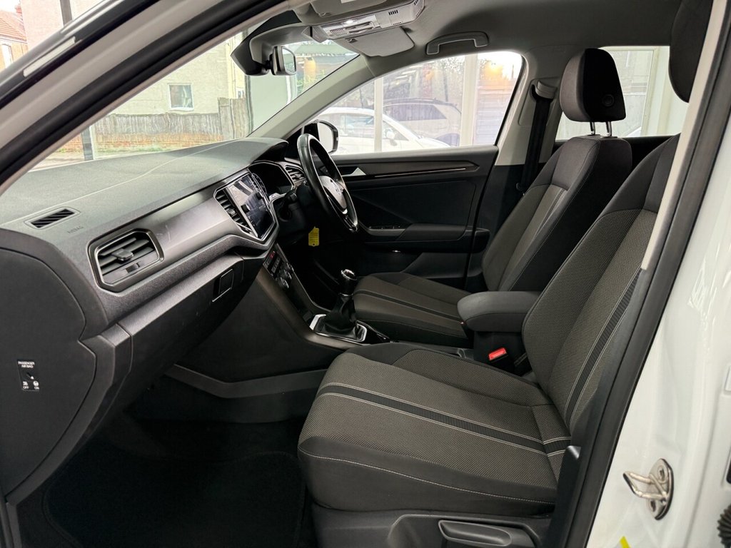 Used Volkswagen T-Roc 2019 for sale - 76776567: Photo 14