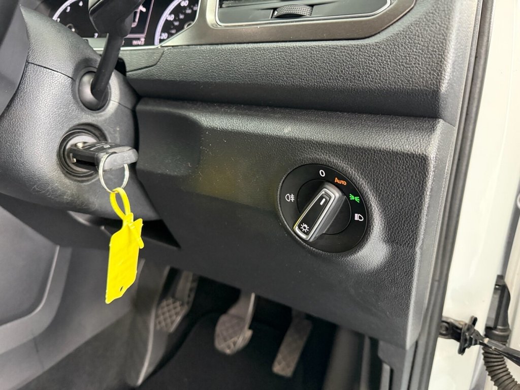 Used Volkswagen T-Roc 2019 for sale - 76776567: Photo 26