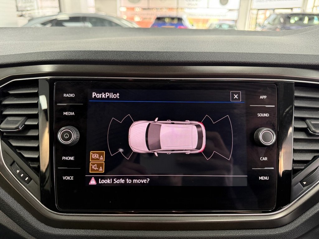 Used Volkswagen T-Roc 2019 for sale - 76776567: Photo 31