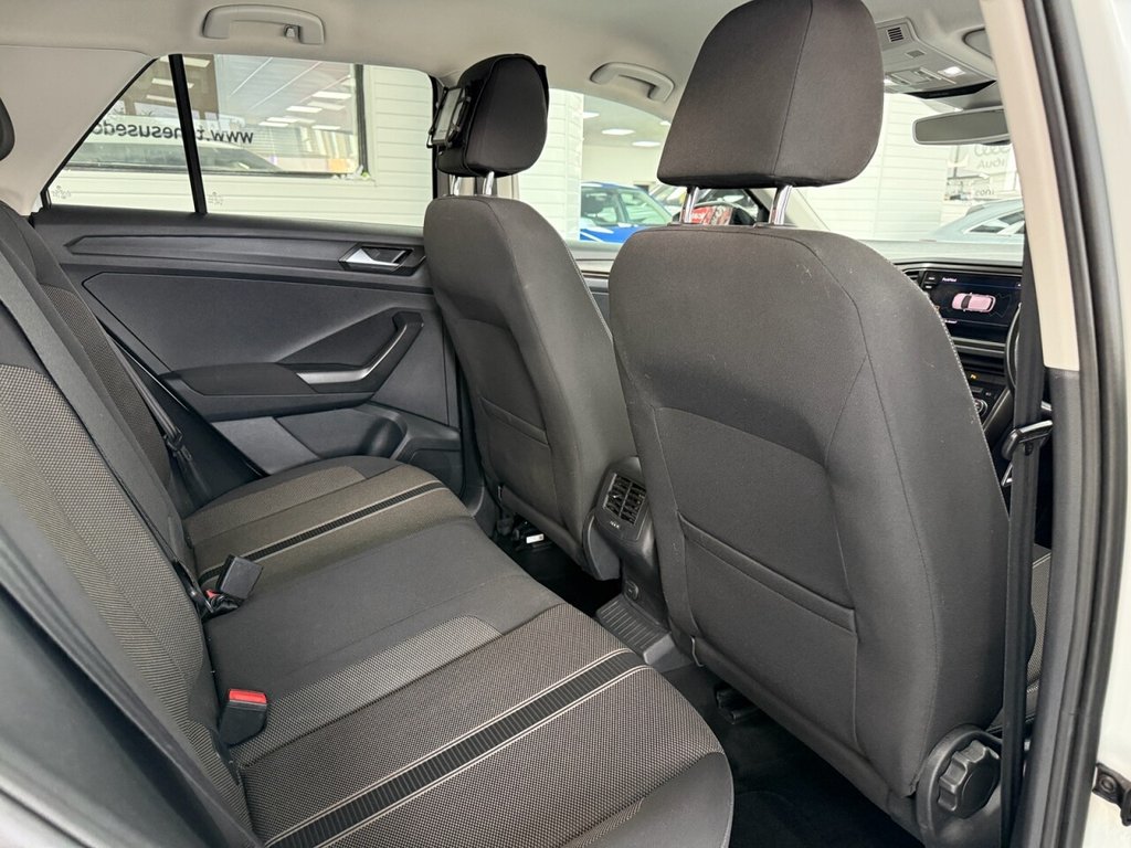 Used Volkswagen T-Roc 2019 for sale - 76776567: Photo 4