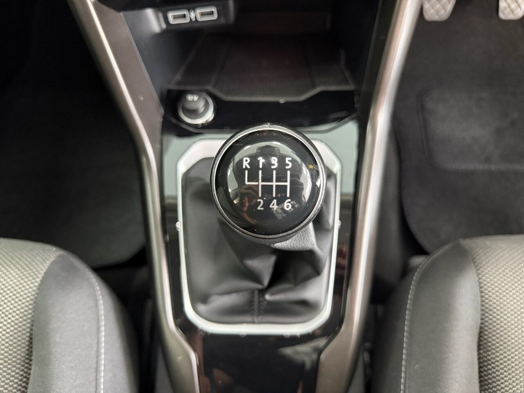 Used Volkswagen T-Roc 2019 for sale - 76776567: Photo 42