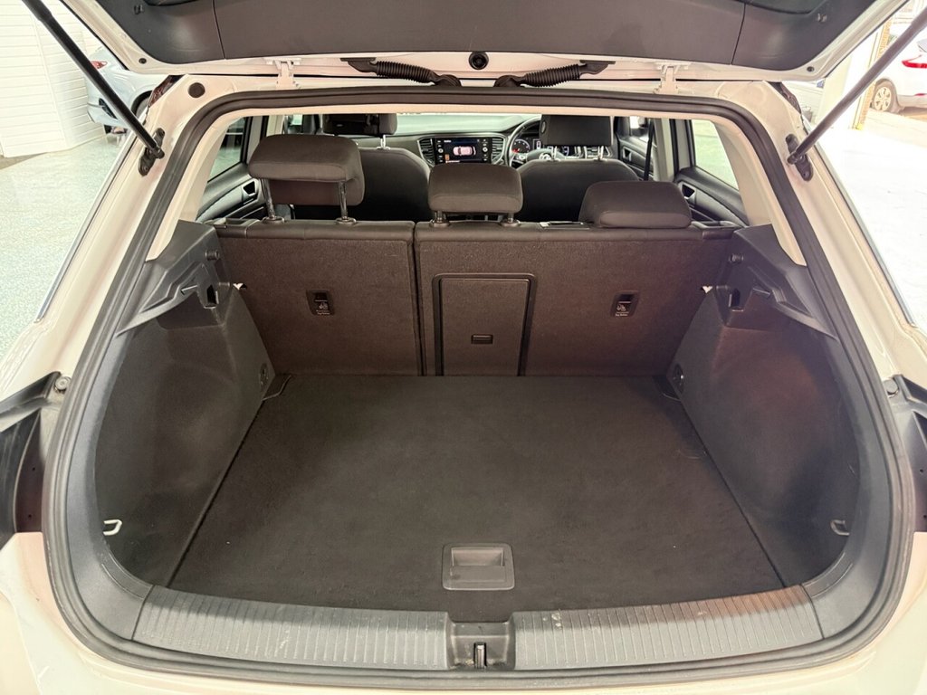 Used Volkswagen T-Roc 2019 for sale - 76776567: Photo 9