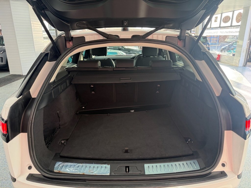 Used Land Rover Range Rover Velar 2022 for sale - 76776588: Photo 10