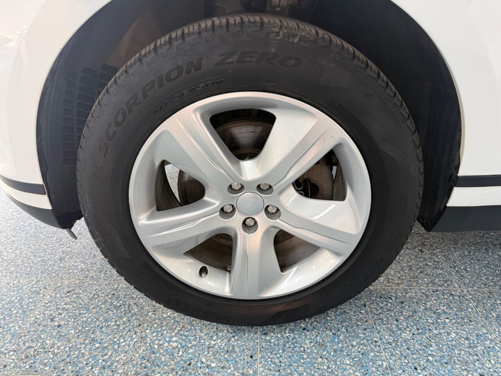 Used Land Rover Range Rover Velar 2022 for sale - 76776588: Photo 17