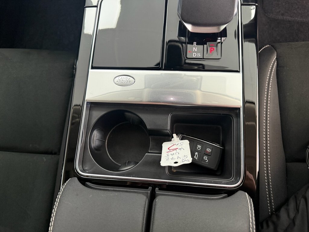 Used Land Rover Range Rover Velar 2022 for sale - 76776588: Photo 41