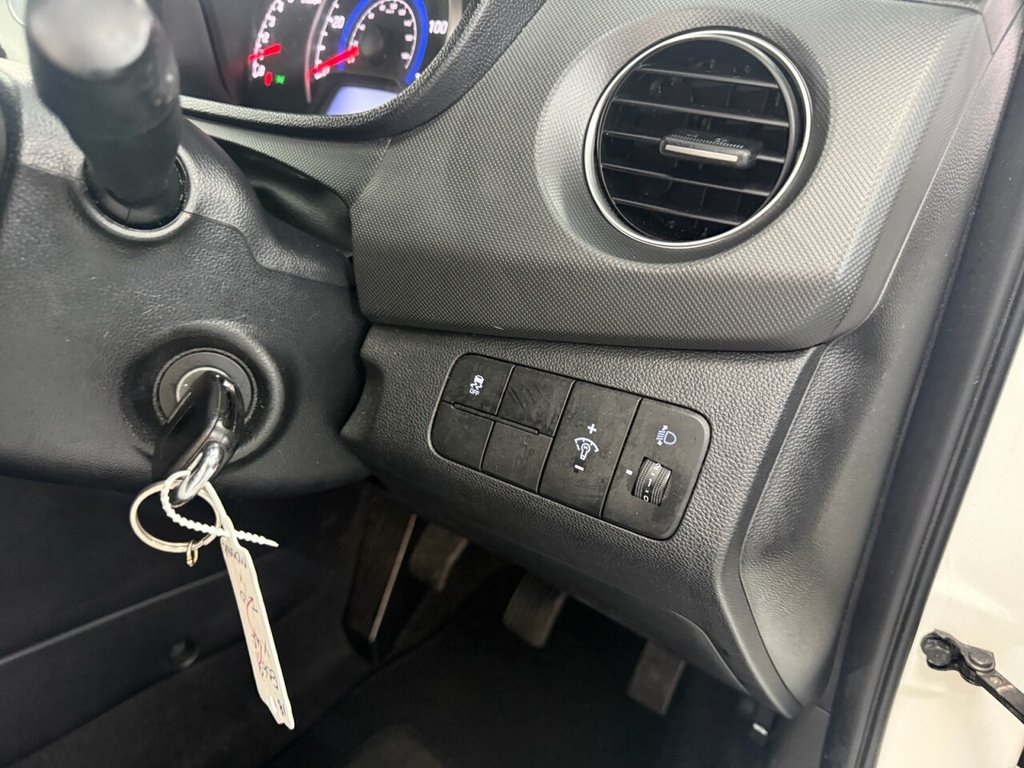 Used Hyundai i10 2019 for sale - 77436528: Photo 23