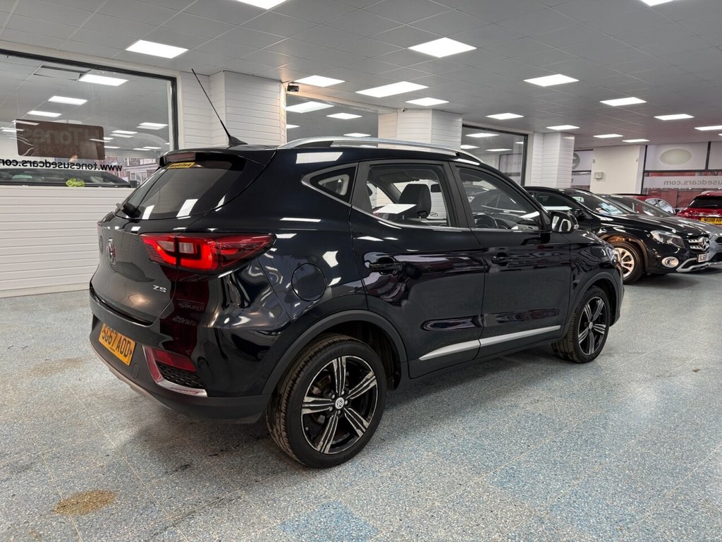 Used MG MG ZS 2018 for sale - 76776669: Photo 2