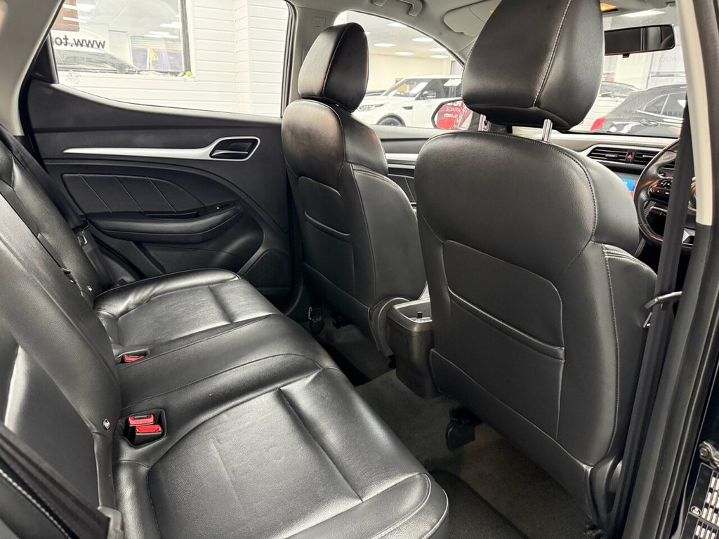 Used MG MG ZS 2018 for sale - 76776669: Photo 3